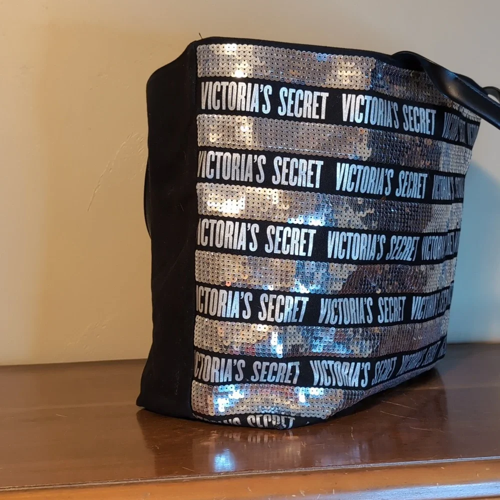 Victoria's Secret Sequin Black & Silver Classic Logo Travel Tote Zipper Top - Picture 6 of 11